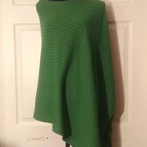 Artisan green silk blend knit poncho top OS